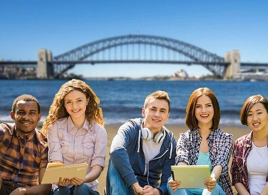 How to Study Abroad in Australia: Top Universities & Scholarships
